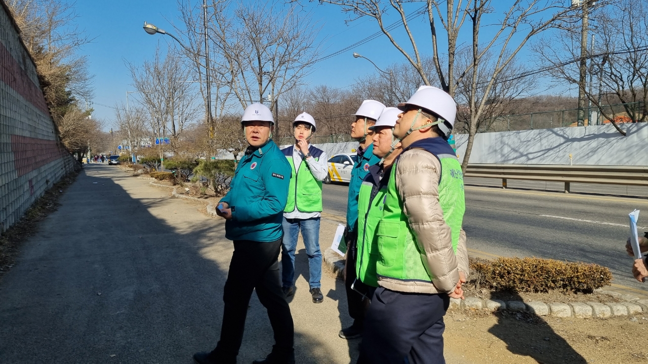 해빙기 맞이 급경사지 재난취약시설 안전 점검(2025.2.26.) 이미지